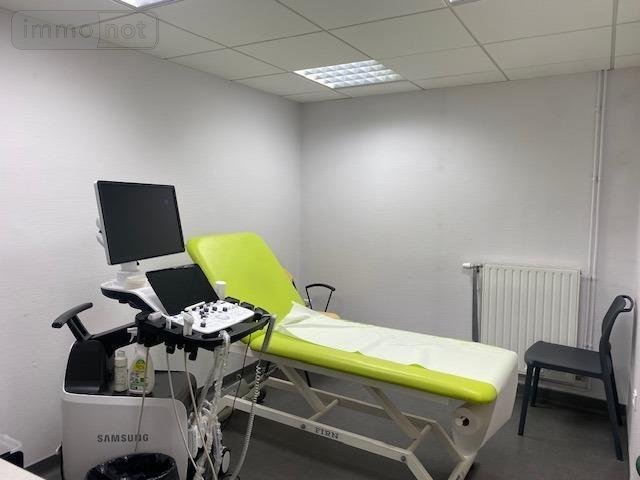 Fonds et murs commerciaux a vendre Besançon 25000 Doubs 270 m2  499800 euros