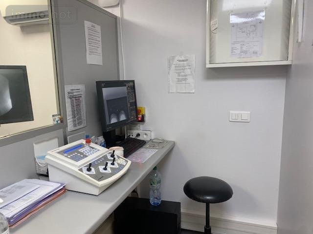 Fonds et murs commerciaux a vendre Besançon 25000 Doubs 270 m2  499800 euros