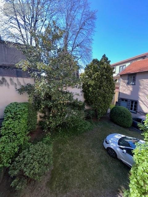 Viager maison Riom 63200 Puy-de-Dôme 320 m2 14 pièces 477750 euros