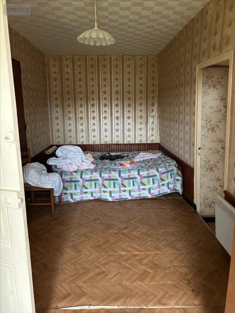 Maison a vendre Nueil-sous-Faye 86200 Vienne 100 m2 5 pièces 99560 euros