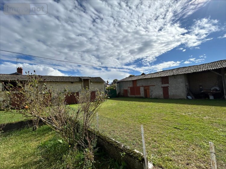 Maison a vendre Nueil-sous-Faye 86200 Vienne 100 m2 5 pièces 104800 euros