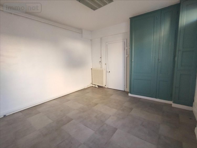 Location fonds et murs commerciaux Saint-Romain-de-Colbosc 76430 Seine-Maritime 203 m2  1700 euros