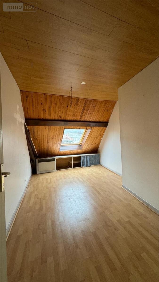 Immeuble a vendre Blancs Coteaux 51130 Marne 167 m2  157000 euros