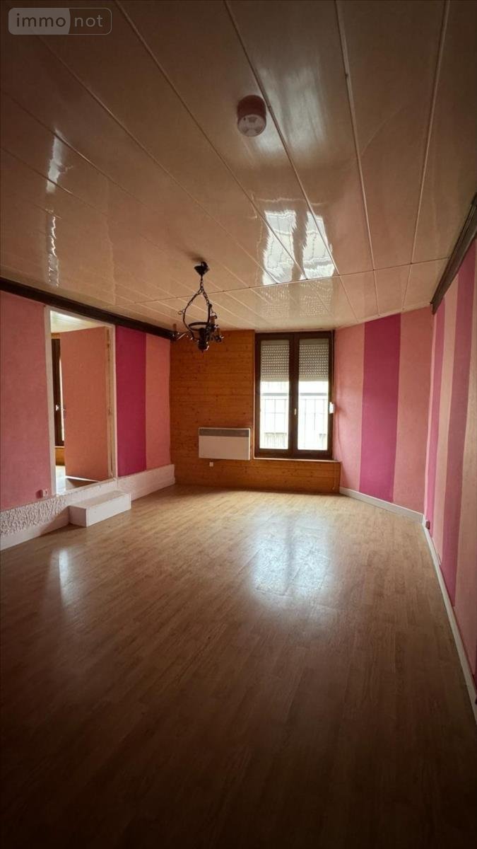 Immeuble a vendre Blancs Coteaux 51130 Marne 167 m2  157000 euros