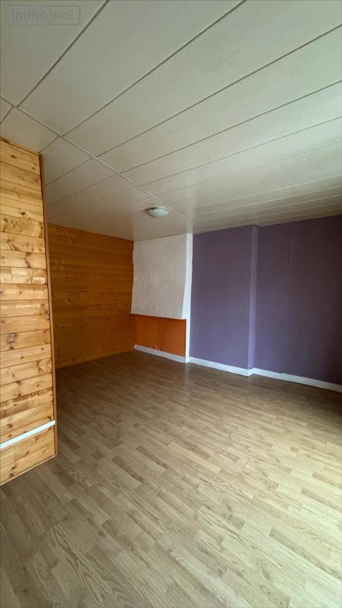 Immeuble a vendre Blancs Coteaux 51130 Marne 167 m2  157000 euros