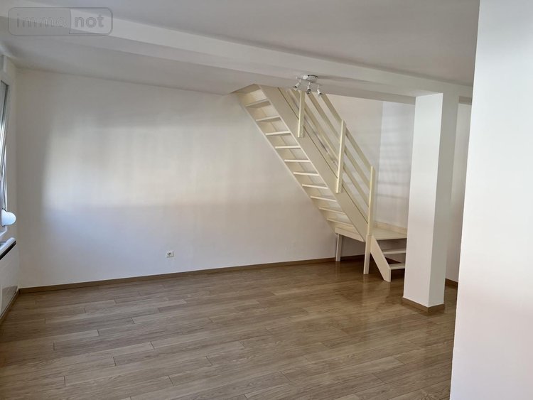 Location appartement Carvin 62220 Pas-de-Calais 74 m2 4 pièces 790 euros