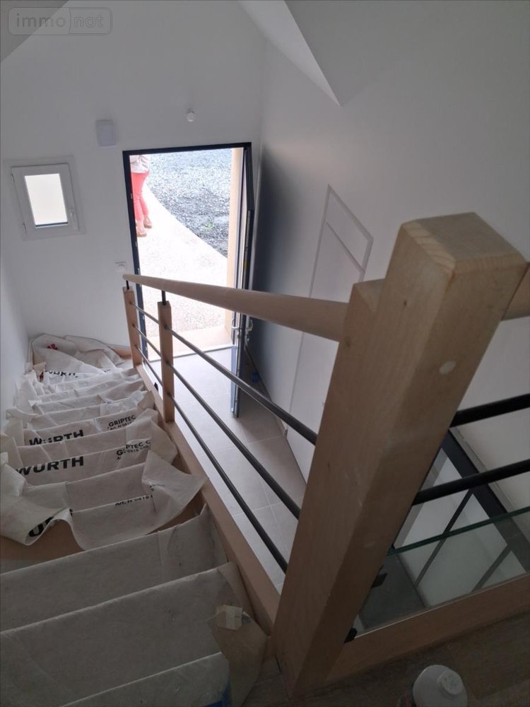 Location maison Le Molay-Littry 14330 Calvados 102 m2 5 pièces 1150 euros