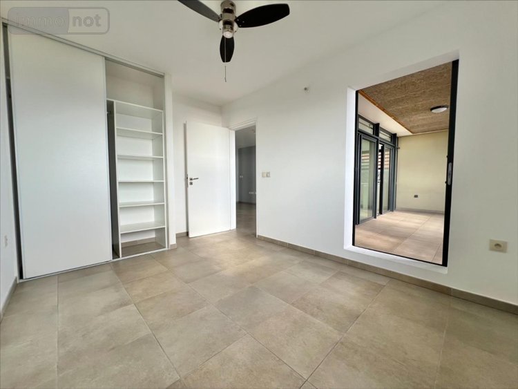 Appartement a vendre Saint-Leu 97436 Réunion 75 m2 4 pièces 323900 euros