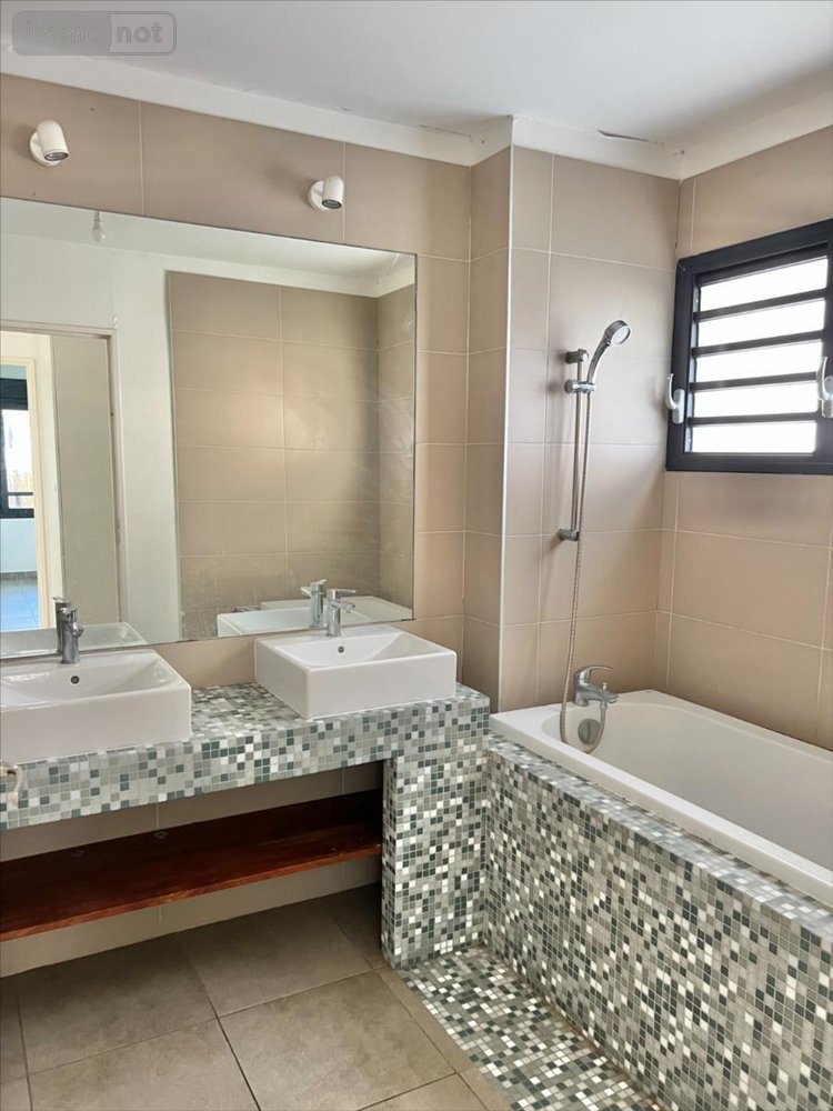 Appartement a vendre Saint-Leu 97436 Réunion 75 m2 4 pièces 291500 euros