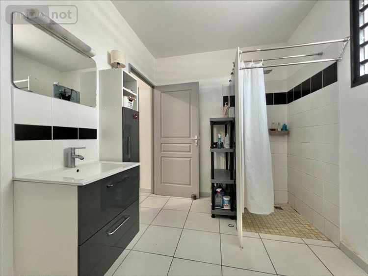 Appartement a vendre L'Étang-Salé 97427 Réunion 104 m2 4 pièces 323900 euros