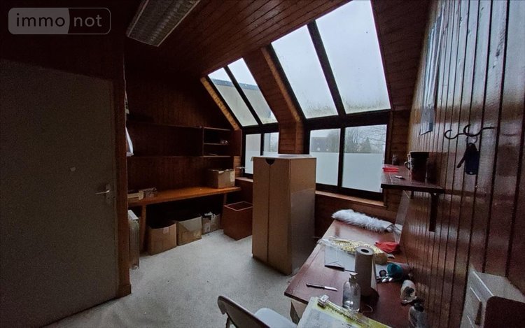 Location fonds et murs commerciaux Carhaix-Plouguer 29270 Finistère 170 m2  1800 euros