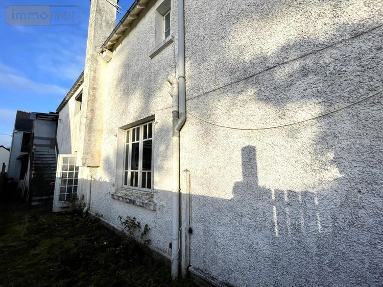 Fonds et murs commerciaux a vendre Carnac 56340 Morbihan 180 m2  778440 euros