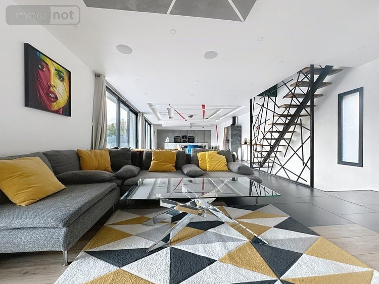 Maison a vendre Plouay 56240 Morbihan 203 m2 7 pièces 467640 euros