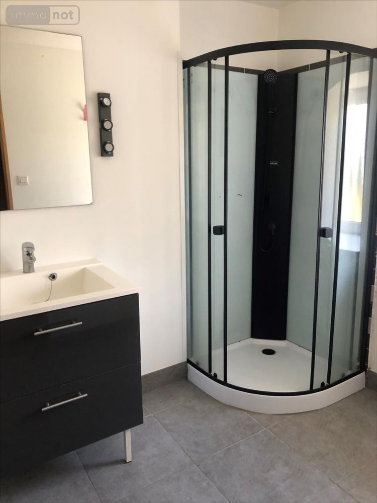 Location maison Négreville 50260 Manche 81 m2 3 pièces 800 euros