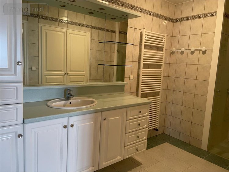 Location maison Mondoubleau 41170 Loir-et-Cher 148 m2 4 pièces 785 euros