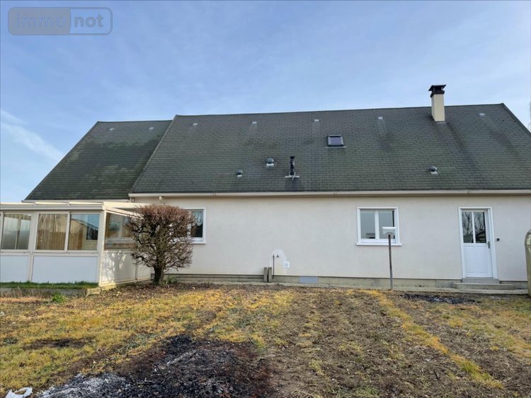 Location maison Mondoubleau 41170 Loir-et-Cher 148 m2 4 pièces 785 euros