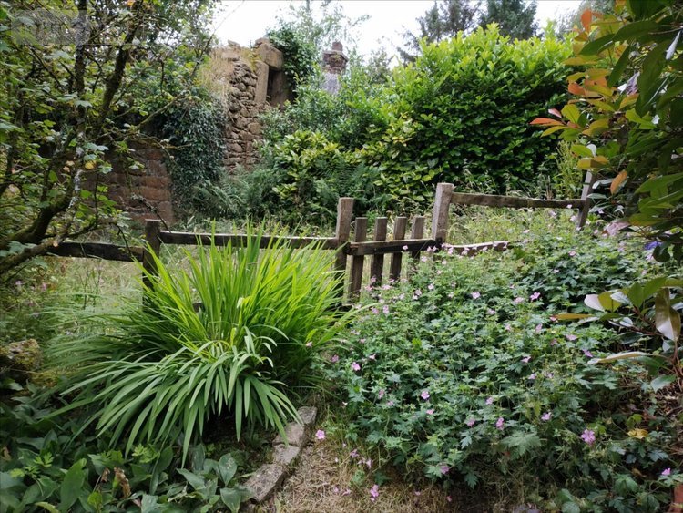 Maison a vendre Berrien 29690 Finistère 153 m2 5 pièces 262500 euros