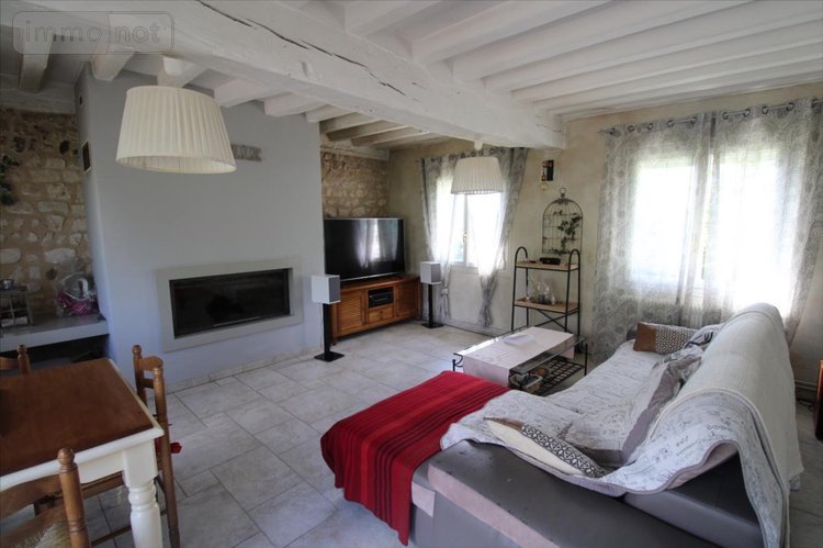 Location maison La Neuville-Chant-d'Oisel 76520 Seine-Maritime 202 m2 6 pièces 1400 euros