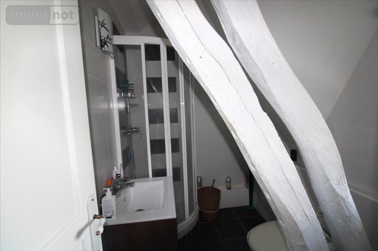 Location maison La Neuville-Chant-d'Oisel 76520 Seine-Maritime 202 m2 6 pièces 1400 euros