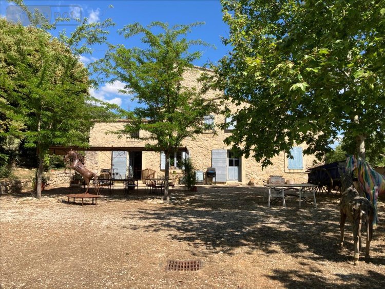 Maison a vendre Gréoux-les-Bains 04800 Alpes-de-Haute-Provence 445 m2 16 pièces 1350000 euros