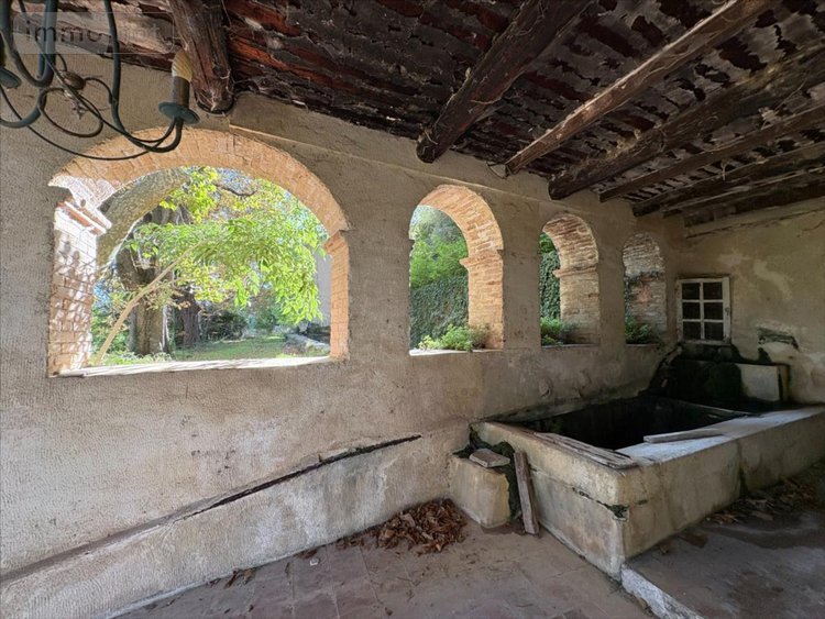Maison a vendre Valensole 04210 Alpes-de-Haute-Provence 242 m2 8 pièces 650000 euros