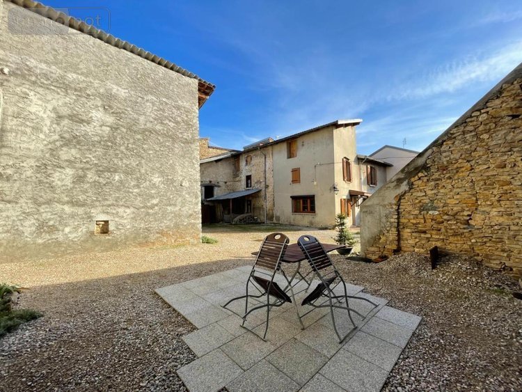 Maison a vendre Ambérieu-en-Bugey 01500 Ain 170 m2 5 pièces 370000 euros