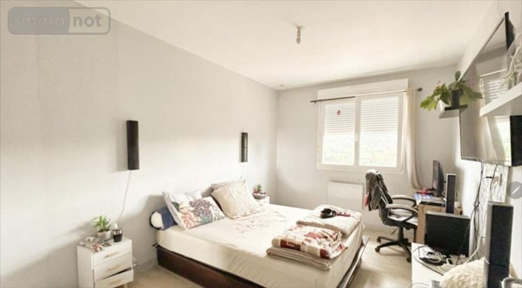 Immeuble a vendre Coeur de la Vallée 51480 Marne 241 m2  195000 euros