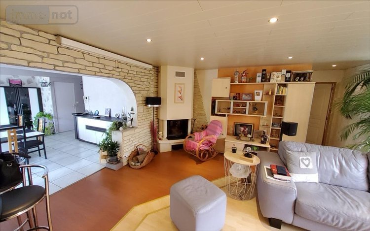 Immeuble a vendre Carnoët 22160 Côtes-d'Armor 330 m2  241500 euros