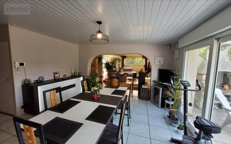 Immeuble a vendre Carnoët 22160 Côtes-d'Armor 330 m2  241500 euros