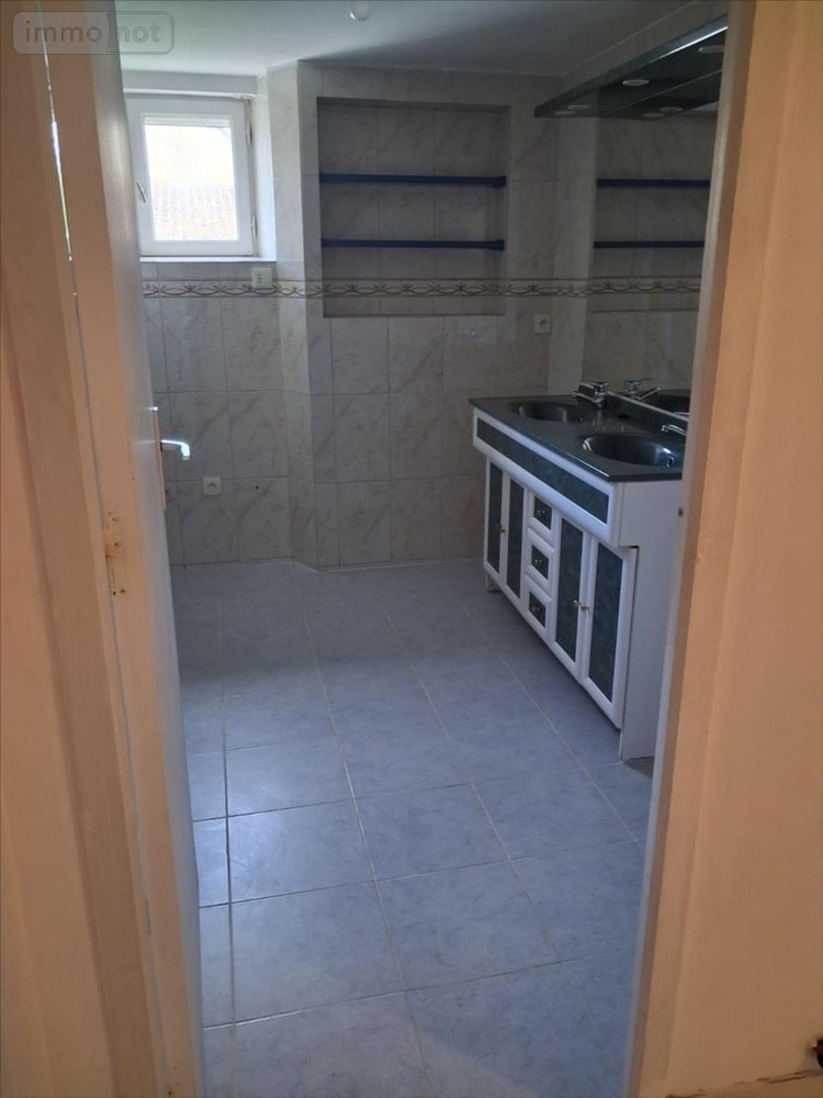 Location maison Lessay 50430 Manche 142 m2 6 pièces 890 euros