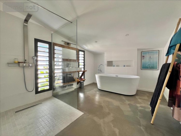 Maison a vendre Saint-Pierre 97410 Réunion 182 m2 6 pièces 875500 euros