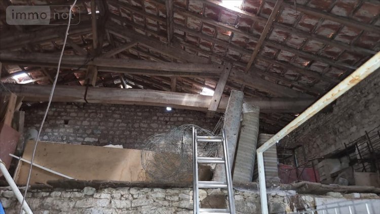 Maison a vendre Jonzac 17500 Charente-Maritime 200 m2 8 pièces 147000 euros