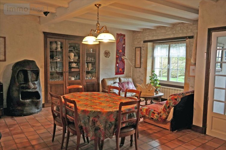 Maison a vendre Jonzac 17500 Charente-Maritime 177 m2 8 pièces 210000 euros