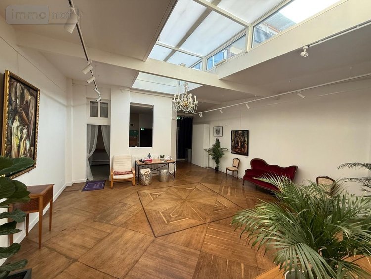 Immeuble a vendre Angers 49000 Maine-et-Loire 309 m2  1205200 euros