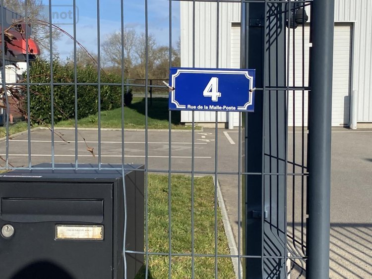 Fonds et murs commerciaux a vendre Étriché 49330 Maine-et-Loire 191 m2  273000 euros