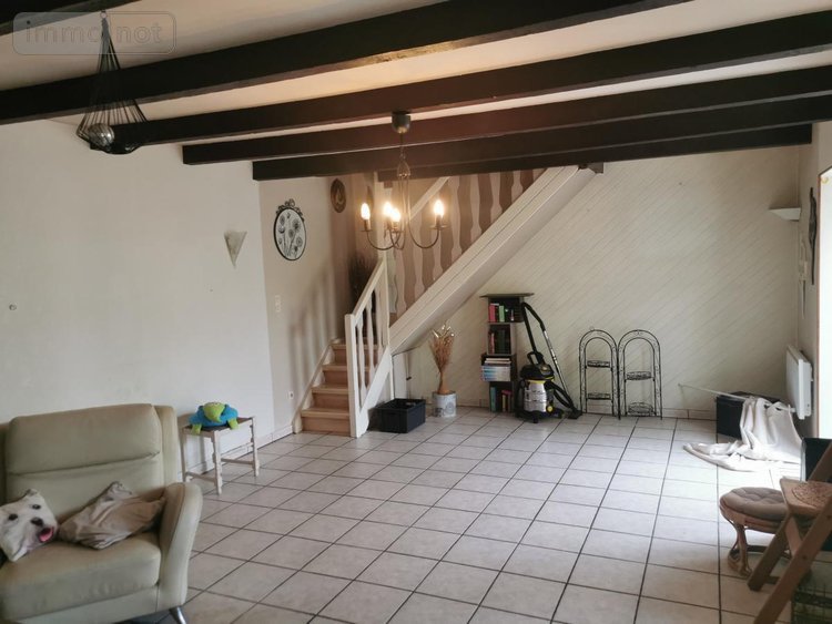 Maison a vendre Bringolo 22170 Côtes-d'Armor 154 m2 8 pièces 273000 euros