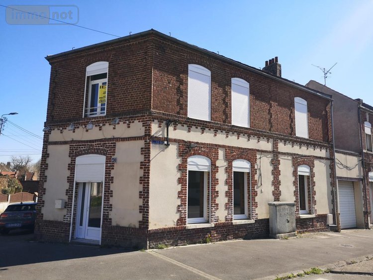 Location fonds et murs commerciaux Cambrai 59400 Nord 222 m2  1500 euros