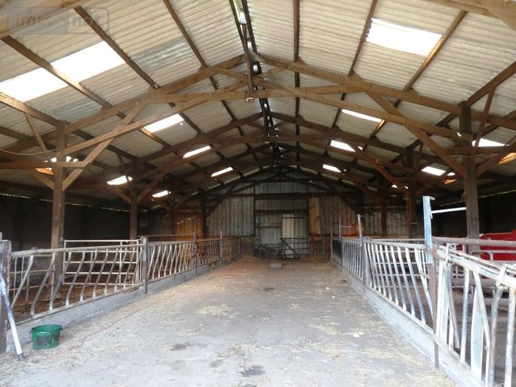 Divers a vendre Le Saint 56110 Morbihan 1 m2  335600 euros