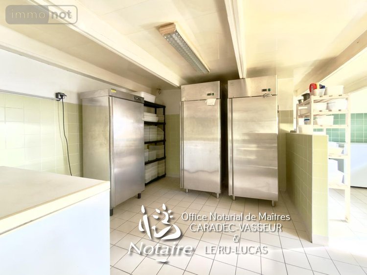 Fonds et murs commerciaux a vendre Commana 29450 Finistère 425 m2  179100 euros