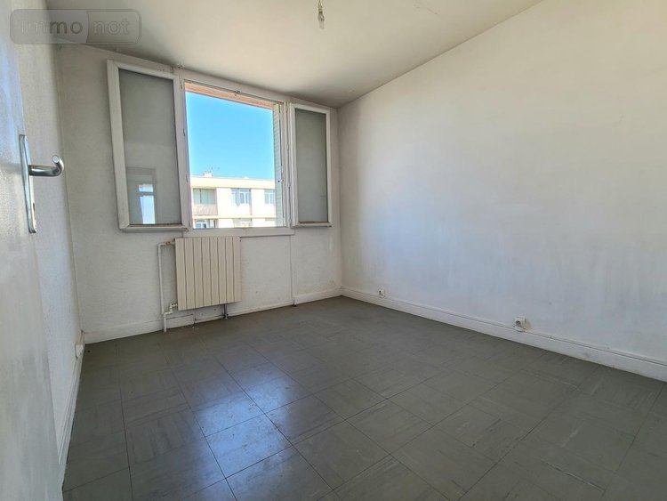 Appartement a vendre Pierrelatte 26700 Drôme 82 m2 5 pièces 91500 euros