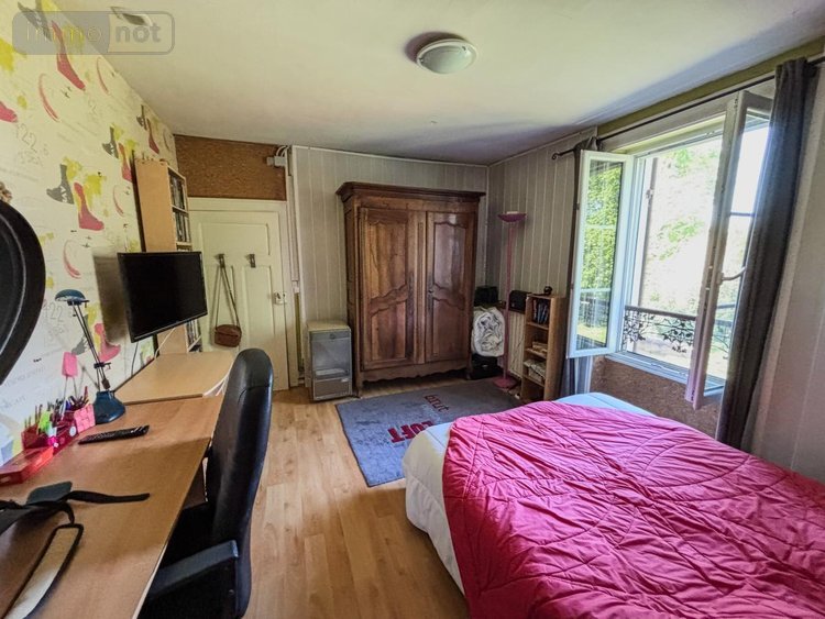 Maison a vendre Saint-Auvent 87310 Haute-Vienne 250 m2  209300 euros