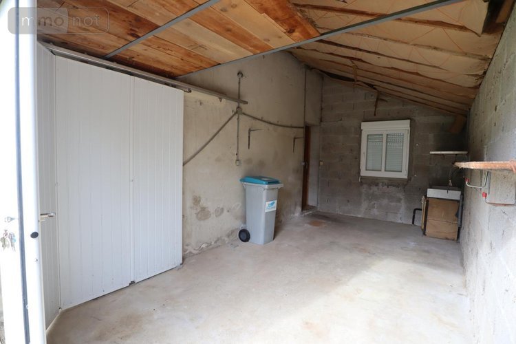 Fonds et murs commerciaux a vendre Fouesnant 29170 Finistère 89 m2  303025 euros