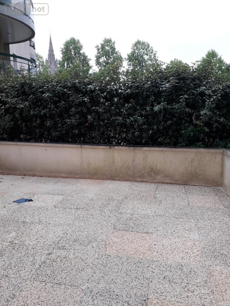 Location appartement Laval 53000 Mayenne 91 m2 3 pièces 915 euros