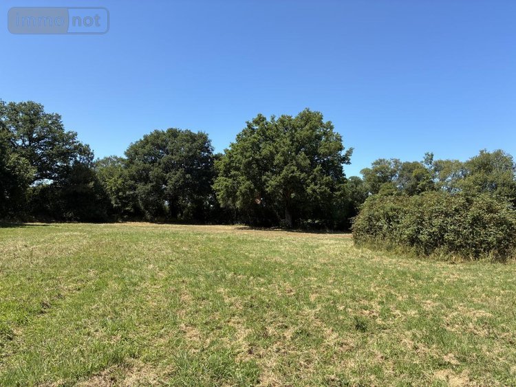Terrains de loisirs bois etangs a vendre La Bazouge-des-Alleux 53470 Mayenne 45728 m2  120500 euros