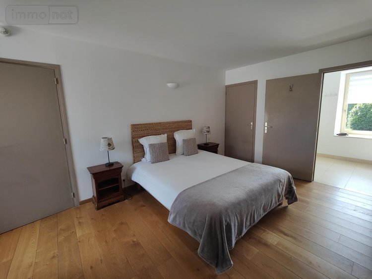 Maison a vendre Theix-Noyalo 56450 Morbihan 360 m2  1958550 euros