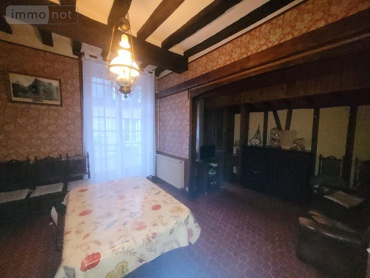 Immeuble a vendre Laval 53000 Mayenne 140 m2  267240 euros