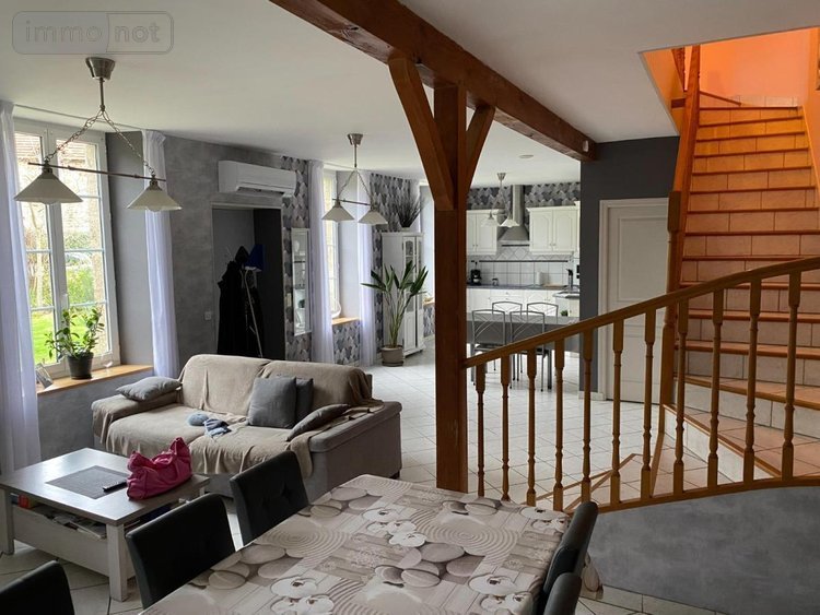 Maison a vendre Guingamp 22200 Côtes-d'Armor 130 m2 5 pièces 299040 euros