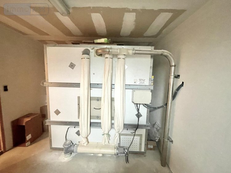 Fonds et murs commerciaux a vendre Fournels 48310 Lozère 327 m2  210000 euros