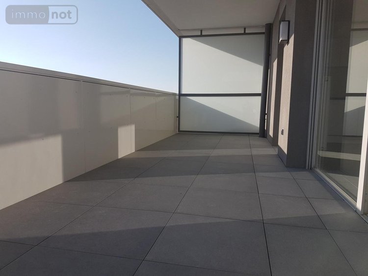 Location appartement Bezannes 51430 Marne 68 m2  905 euros