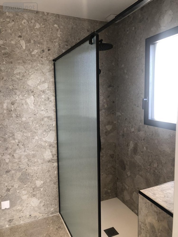 Location maison Caudan 56850 Morbihan 138 m2  2000 euros